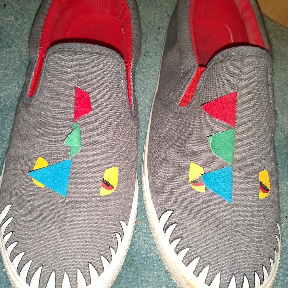 Dinosaur slip-on shoes